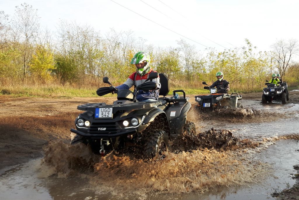 Off Road quadozás